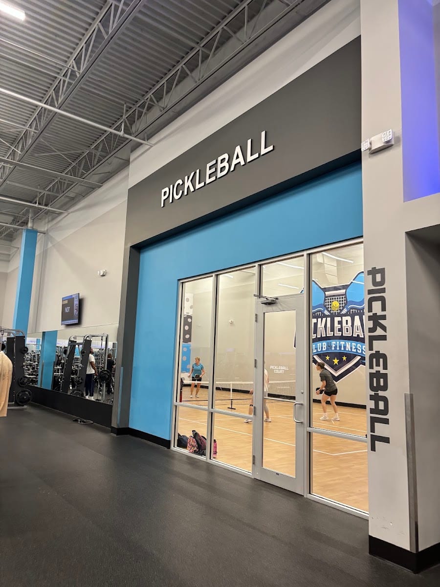 CLUB4 Fitness Flower Mound, photo 4