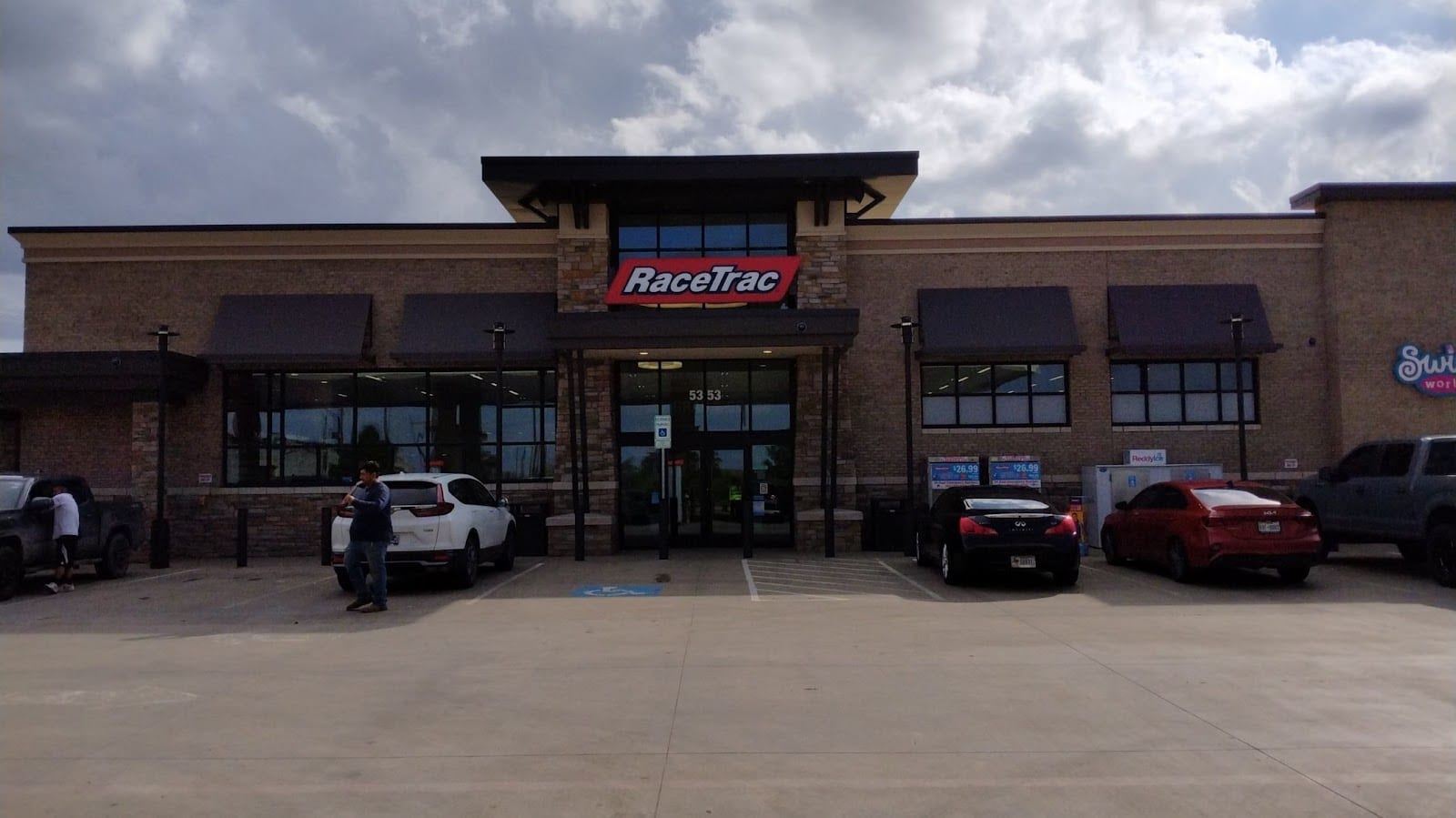 Panther Creek Racetrac, photo 2