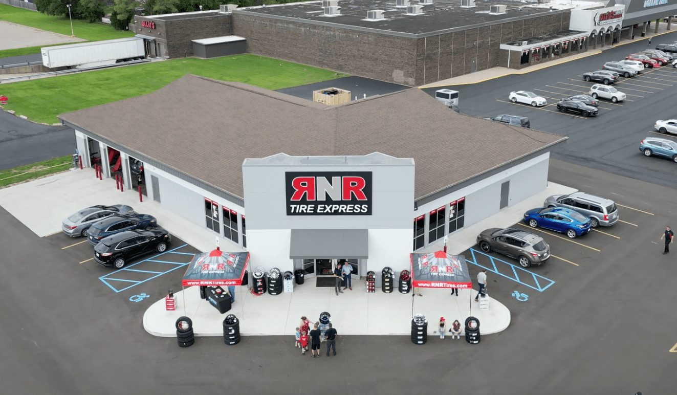 RNR Tire Express (Battle Creek, MI), photo 4