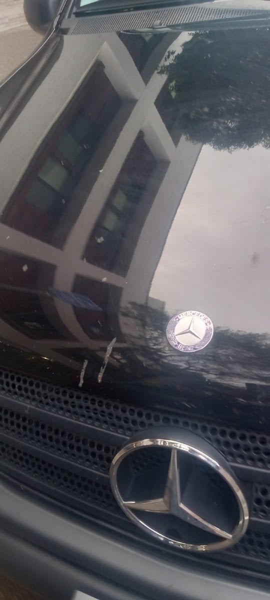 Car wash with golden coins, photo 2