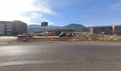 Southern Utah Car and Trailer Sales Shop