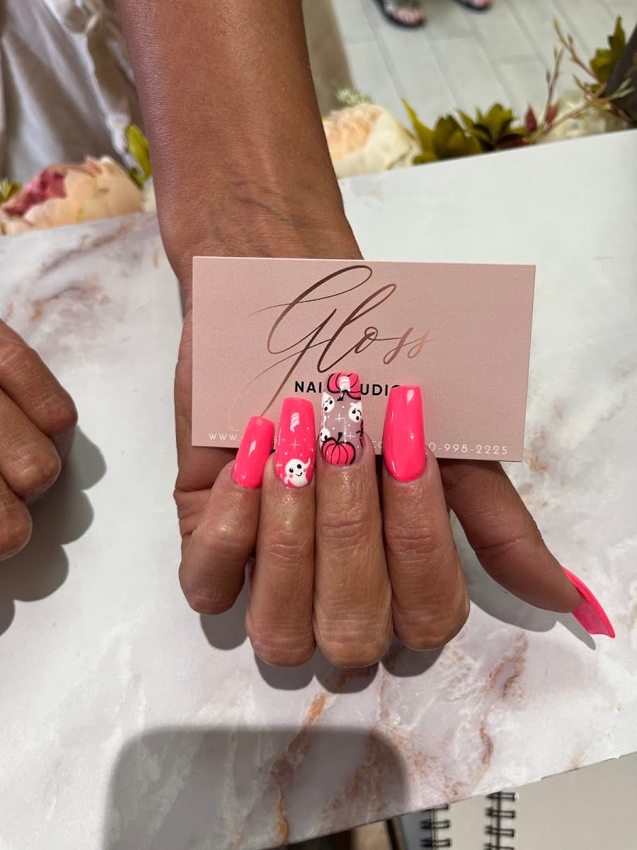 Gloss Nails studio, photo 4