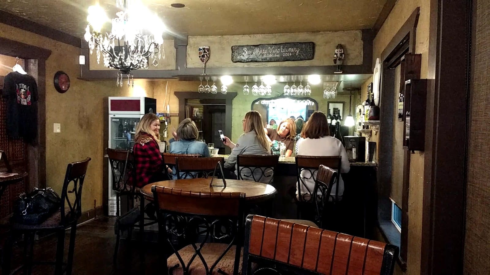 3 Vino Wine Bar & Bottle Shop, photo 3