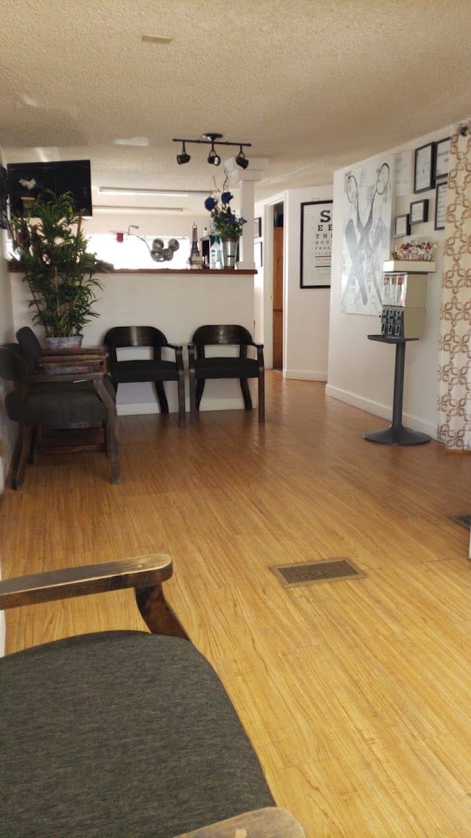 Charlie's Barbershop, photo 2