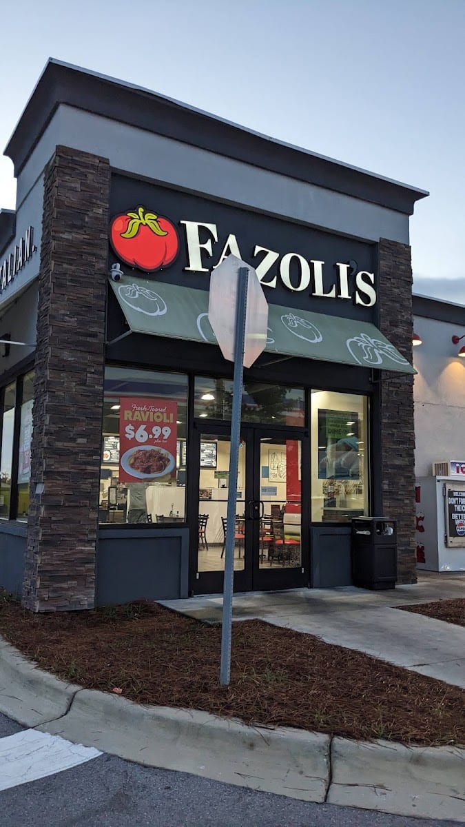 Fazoli's, photo 2