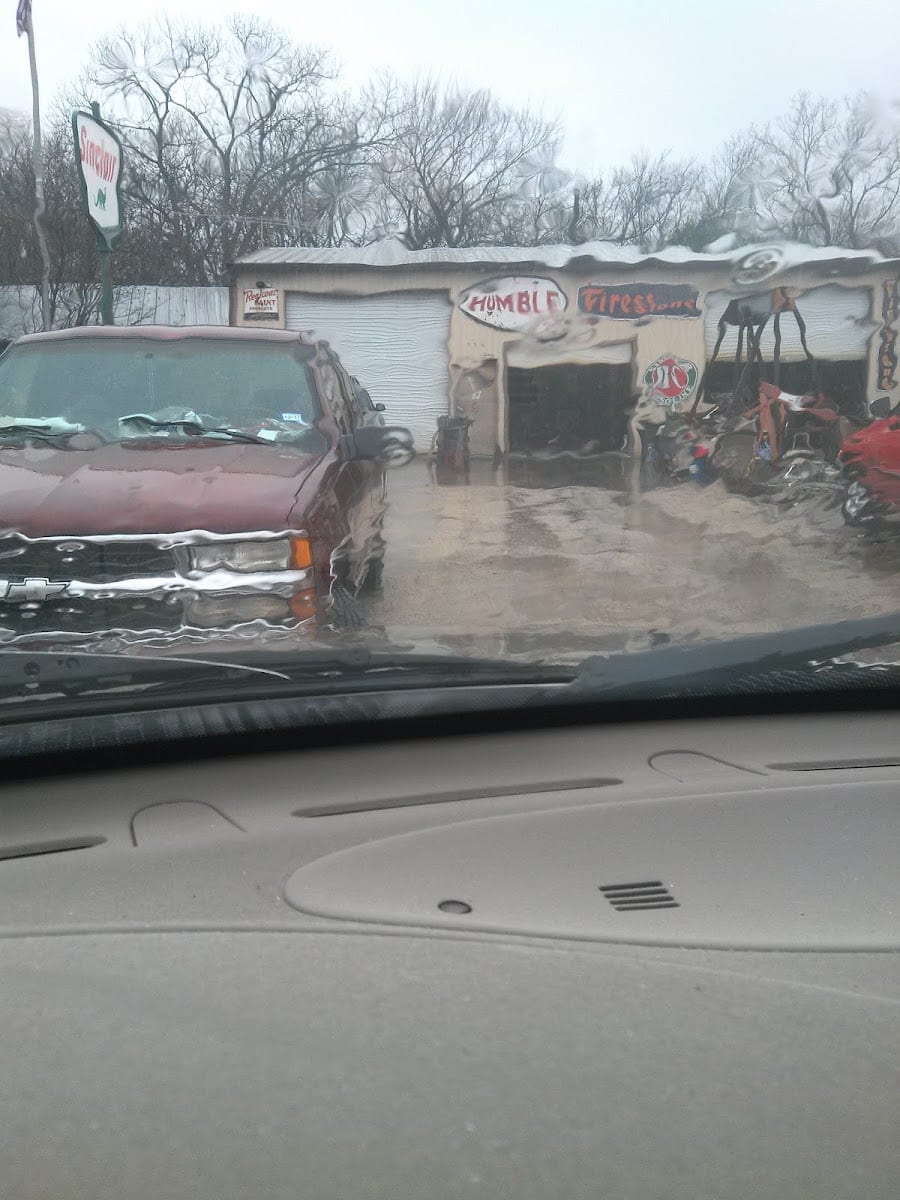 Brad's Automotive, photo 3