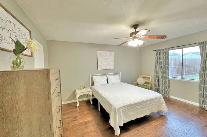 Exclusive Luxury Gated 3600 sqft 3 Bedroom Pet Friendly w Pool Golf Course Views