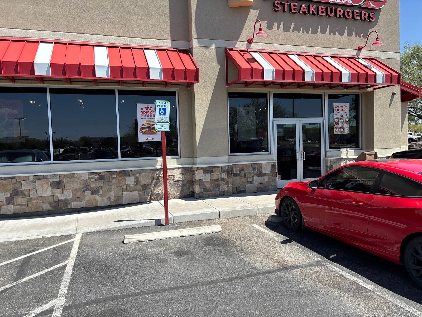 Freddy's Frozen Custard & Steakburgers, photo 4