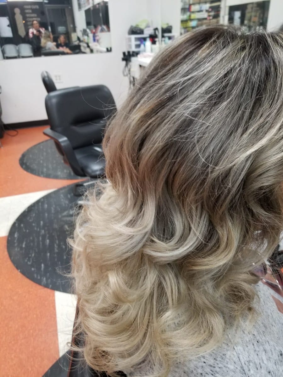 Lorena's Beauty Salon, photo 2