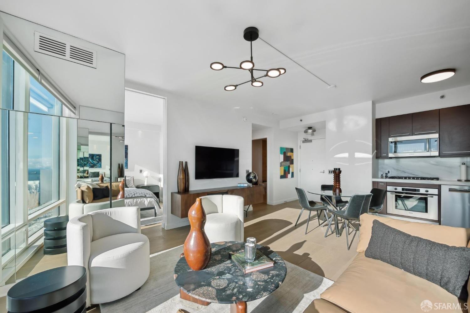 City Real Estate, photo 3