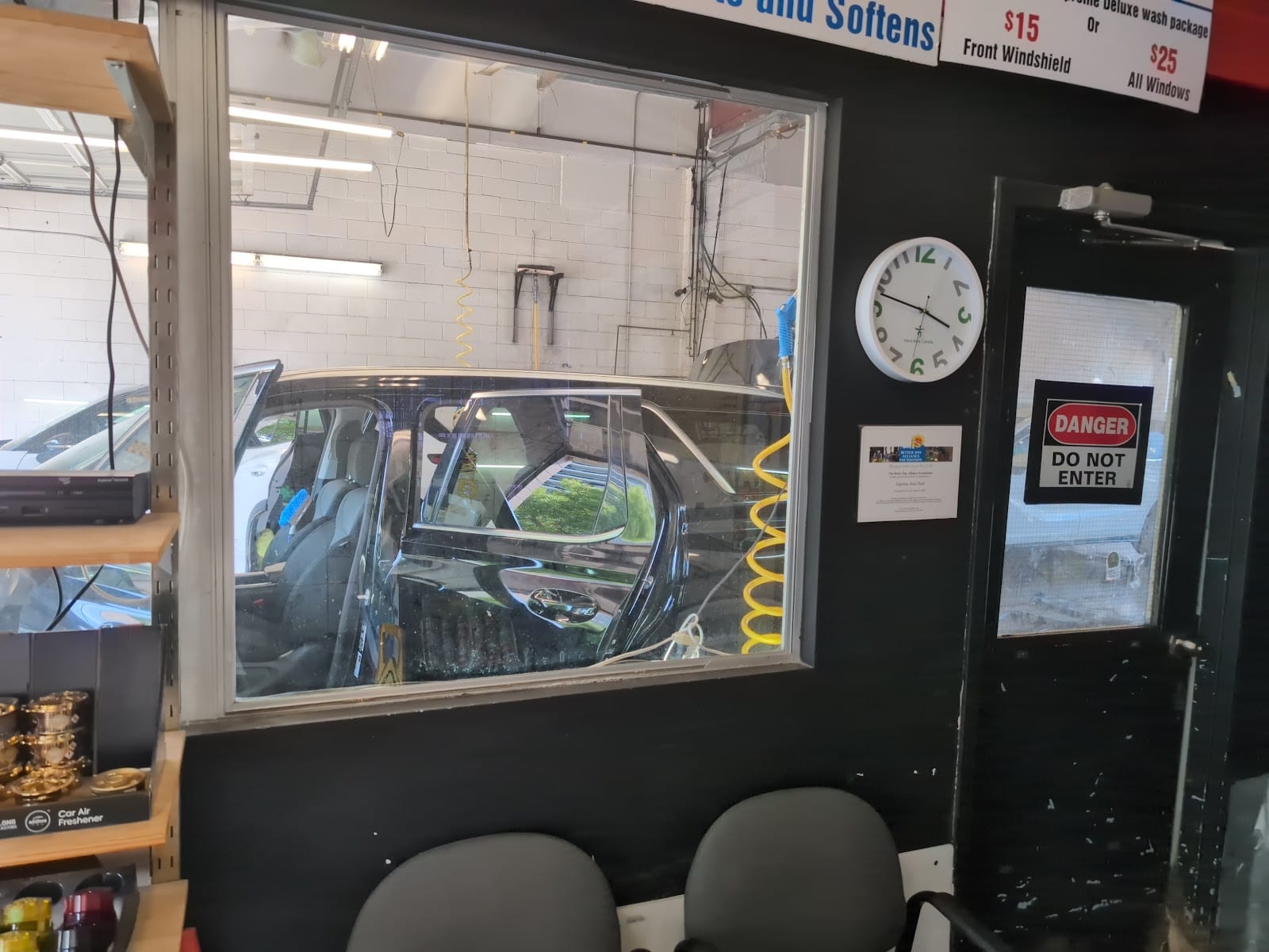Supreme Auto Bath, photo 3