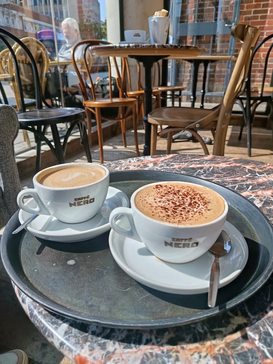 Caffè Nero, photo 2