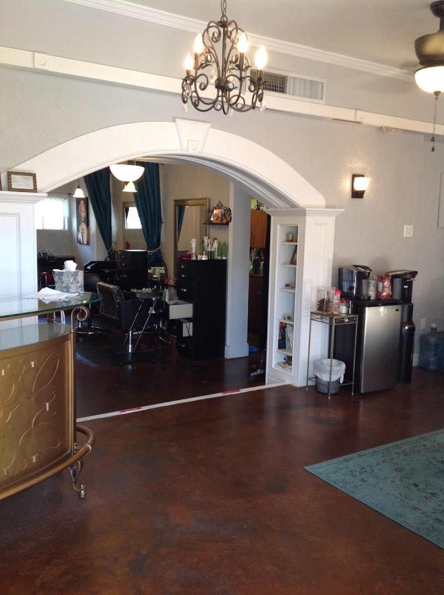 Entourage Salon, photo 4