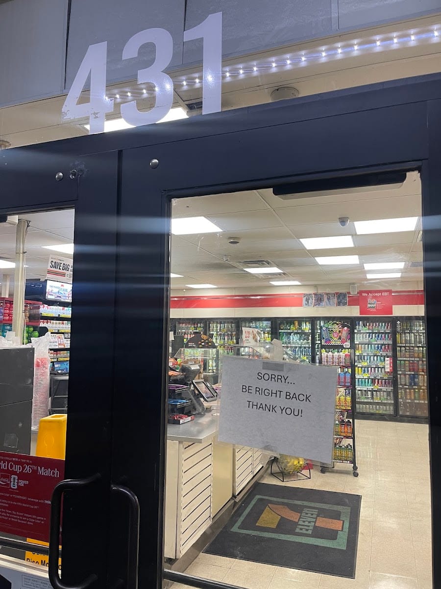 7-Eleven, photo 2