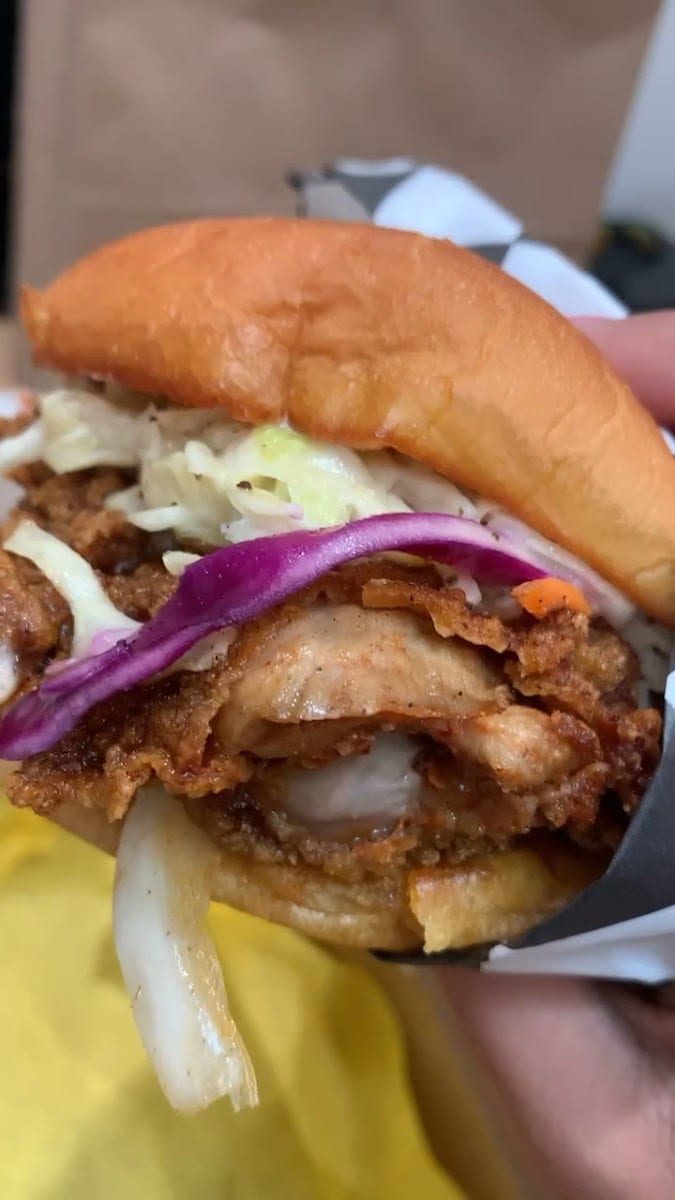 Love Burn - Hot Chicken, photo 3