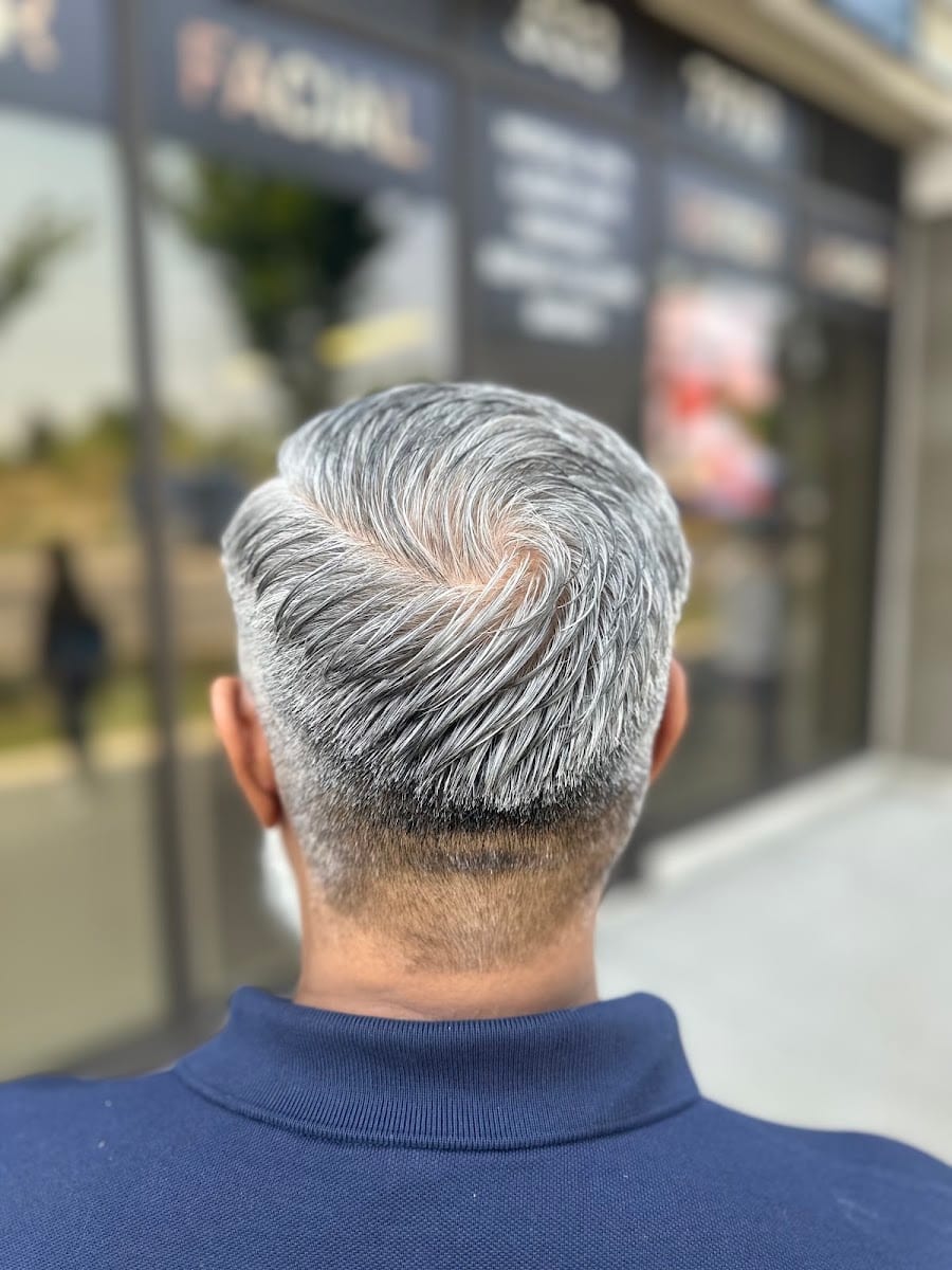 TOP DETAILS BARBER SHOP
