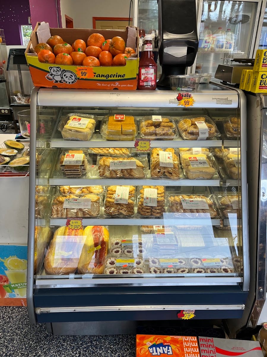 Lorenzo's Distribution and Deli Sandwiches, photo 2