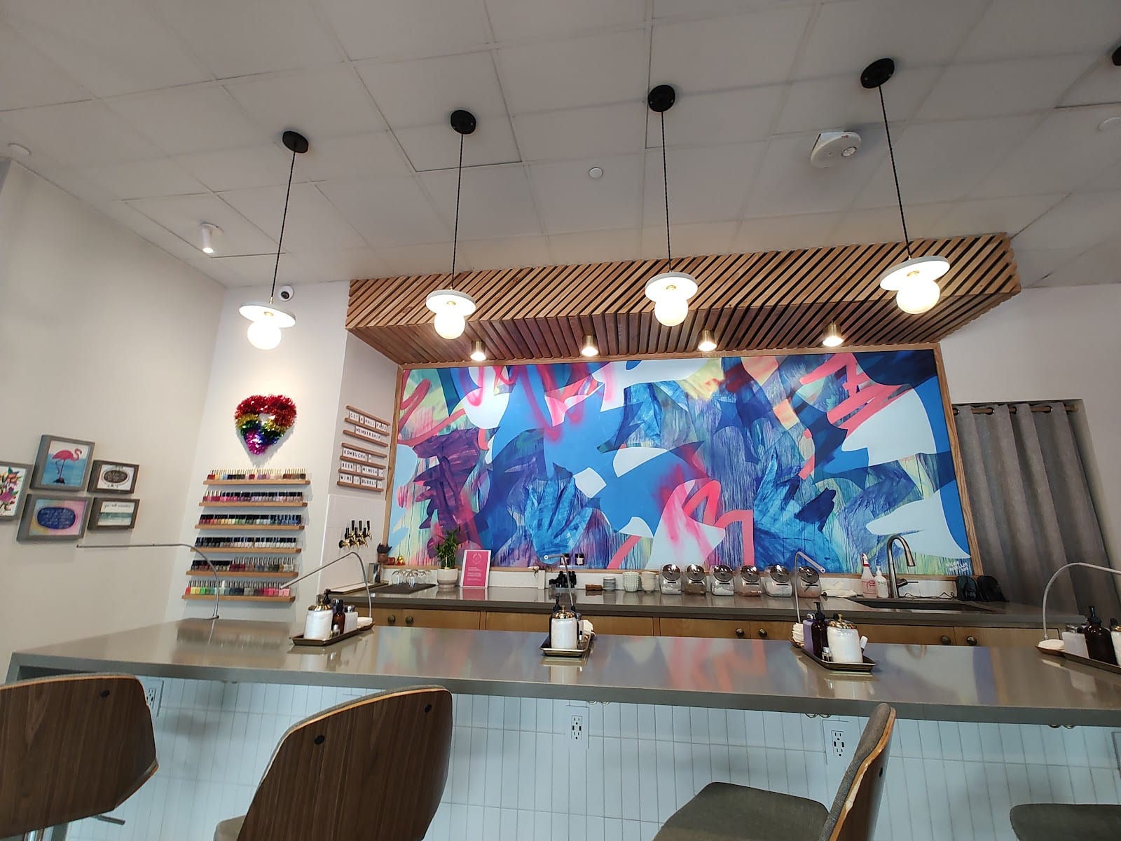 The Nail Hall, photo 2