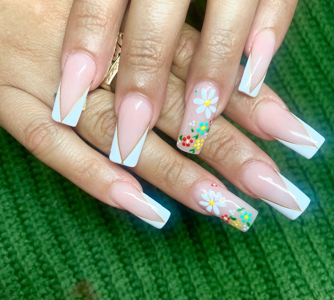 Amazing Nail