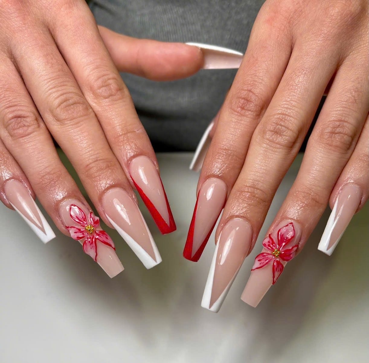 Tiara Nails, photo 4