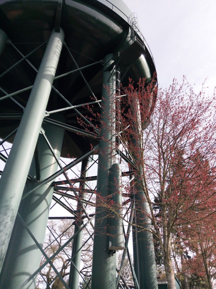 Milwaukie Community Center, photo 3