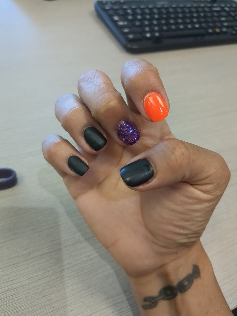 Luvs Nails