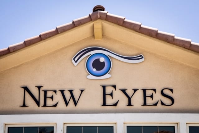 New Eyes, photo 3