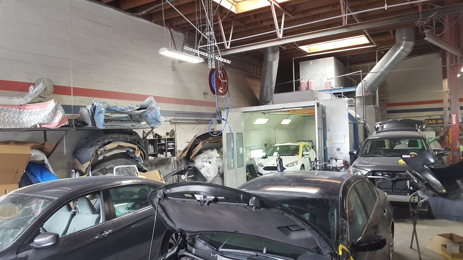 Karry's Collision Center, photo 3