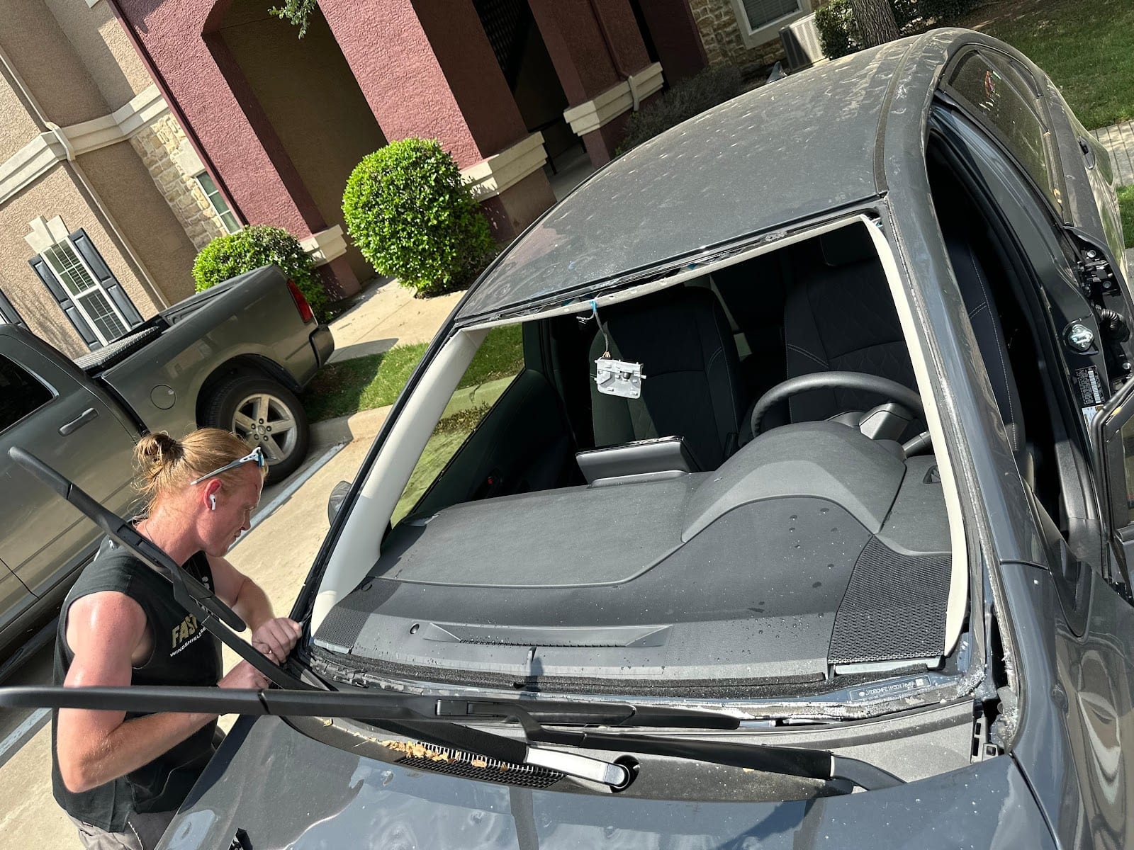 AutoGlass Rehab, photo 4