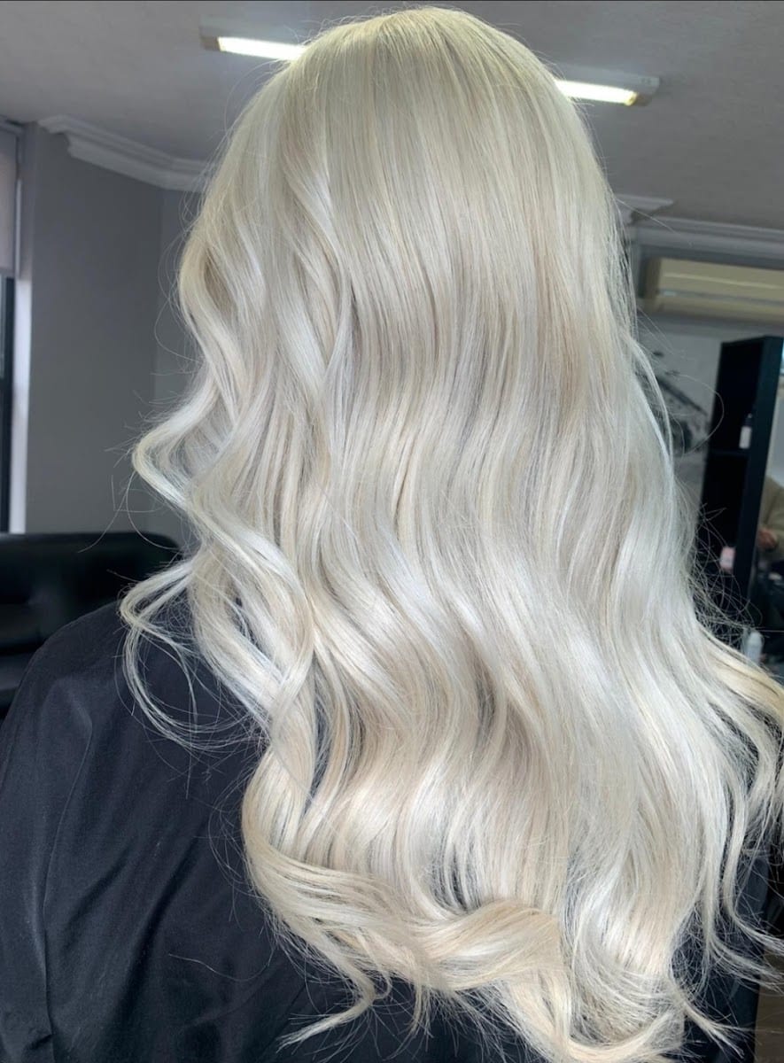 The Bay Hair, photo 3