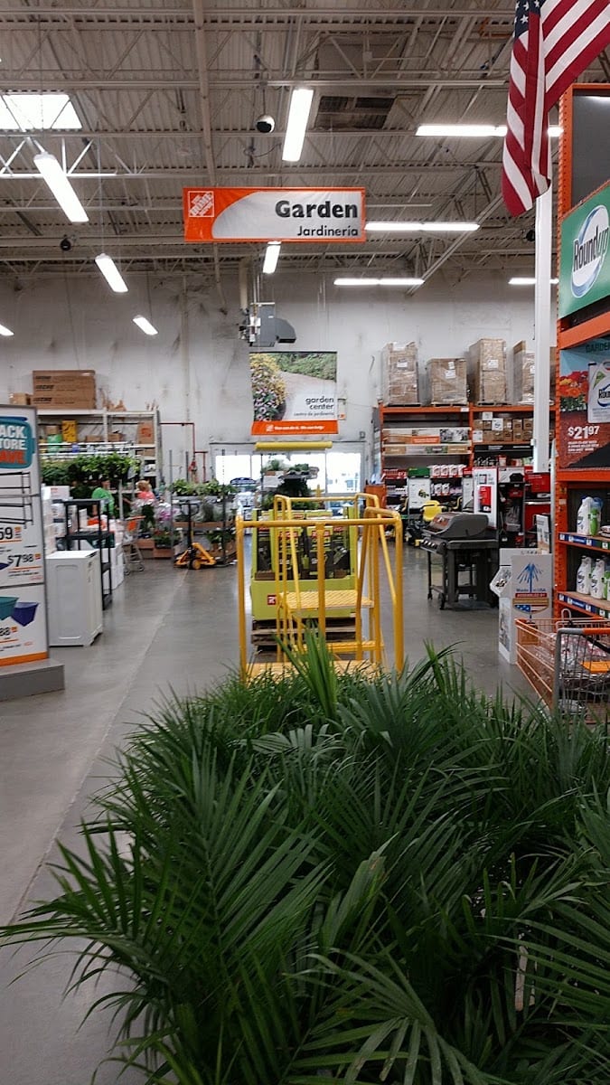 Garden Center at The Home Depot, photo 2