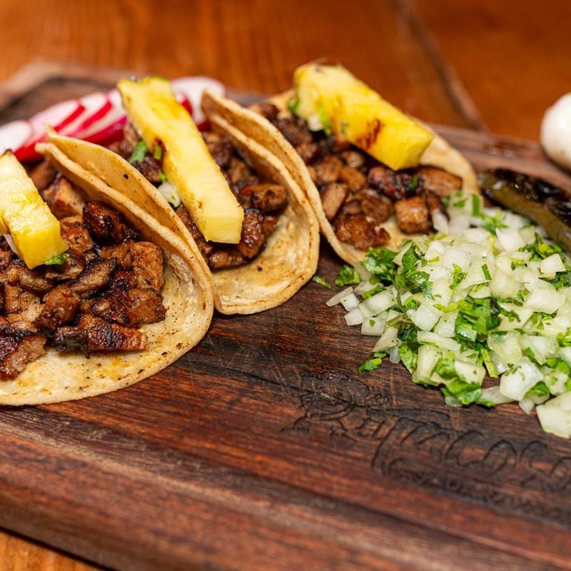 El Bochas Restaurant