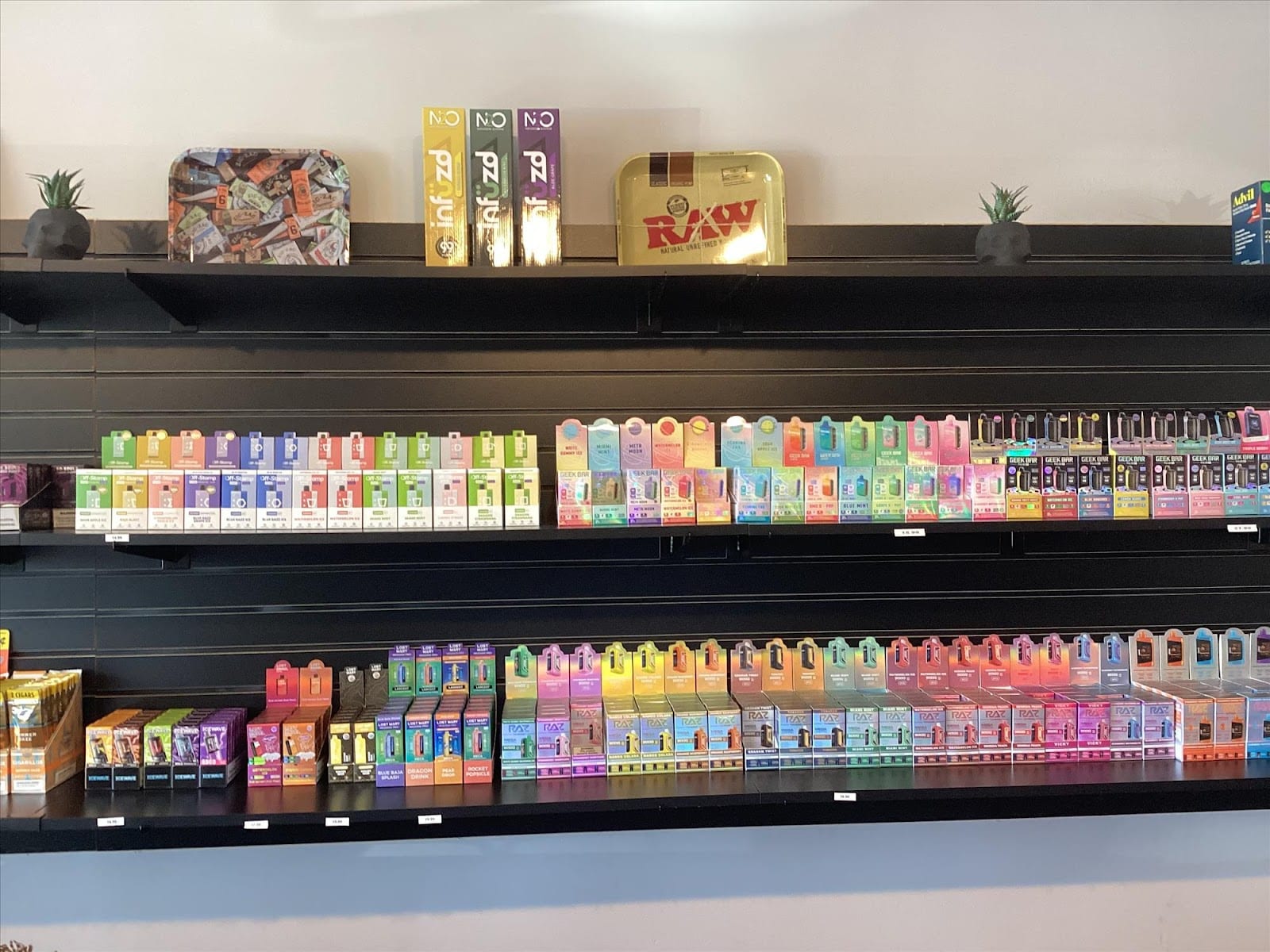 Chief N Reef Smoke Shop & Cafe, photo 3