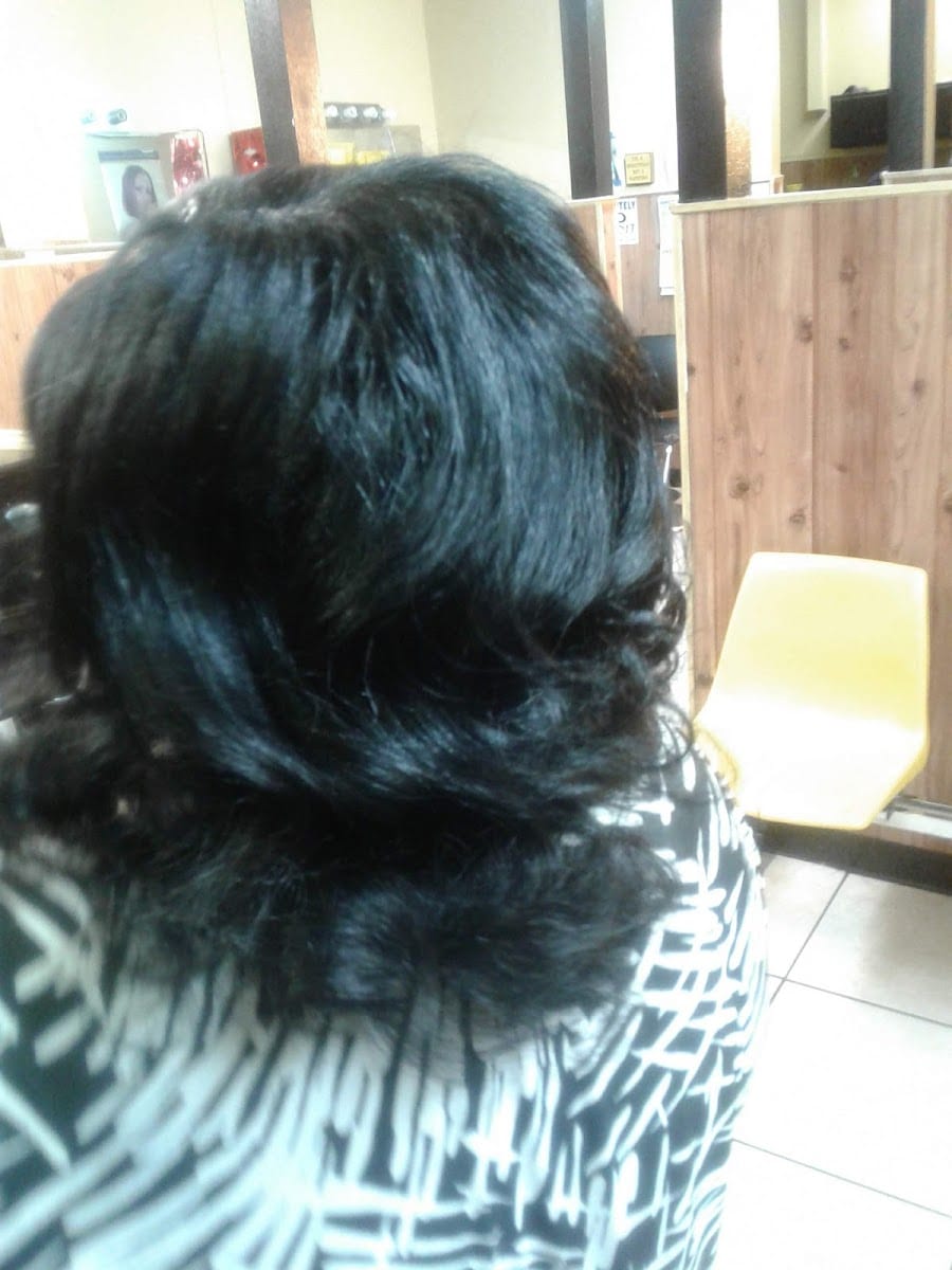 B M Style Crest Beauty Salon, photo 2