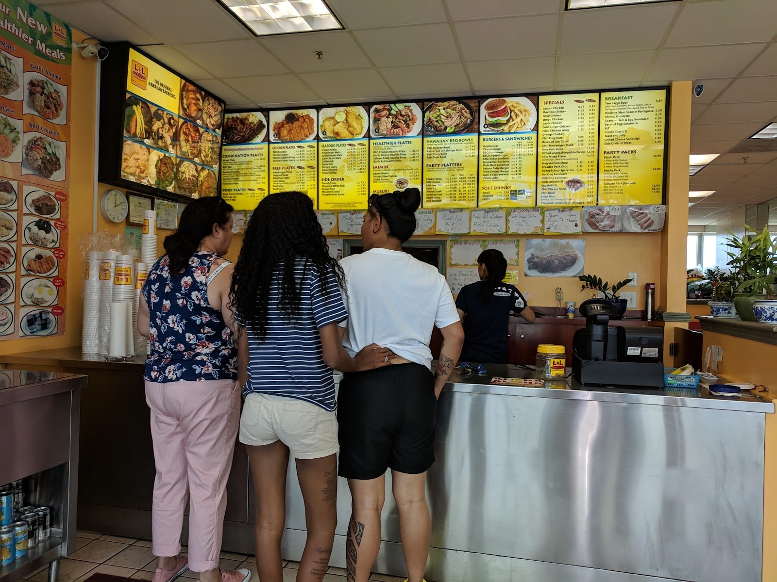 L&L Hawaiian Barbecue, photo 4