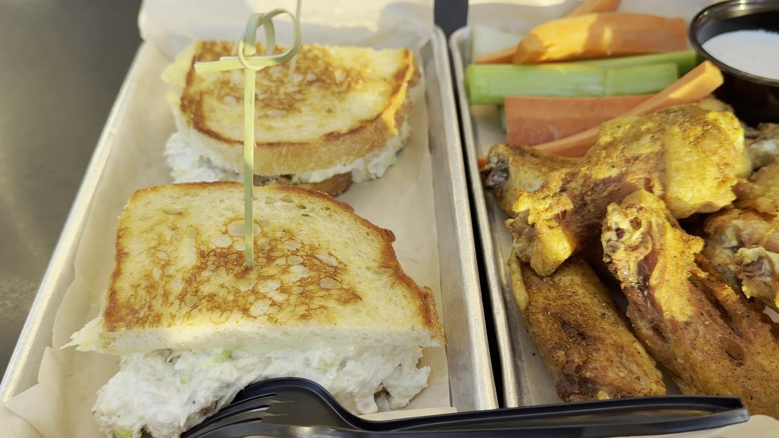 American Grub, photo 2