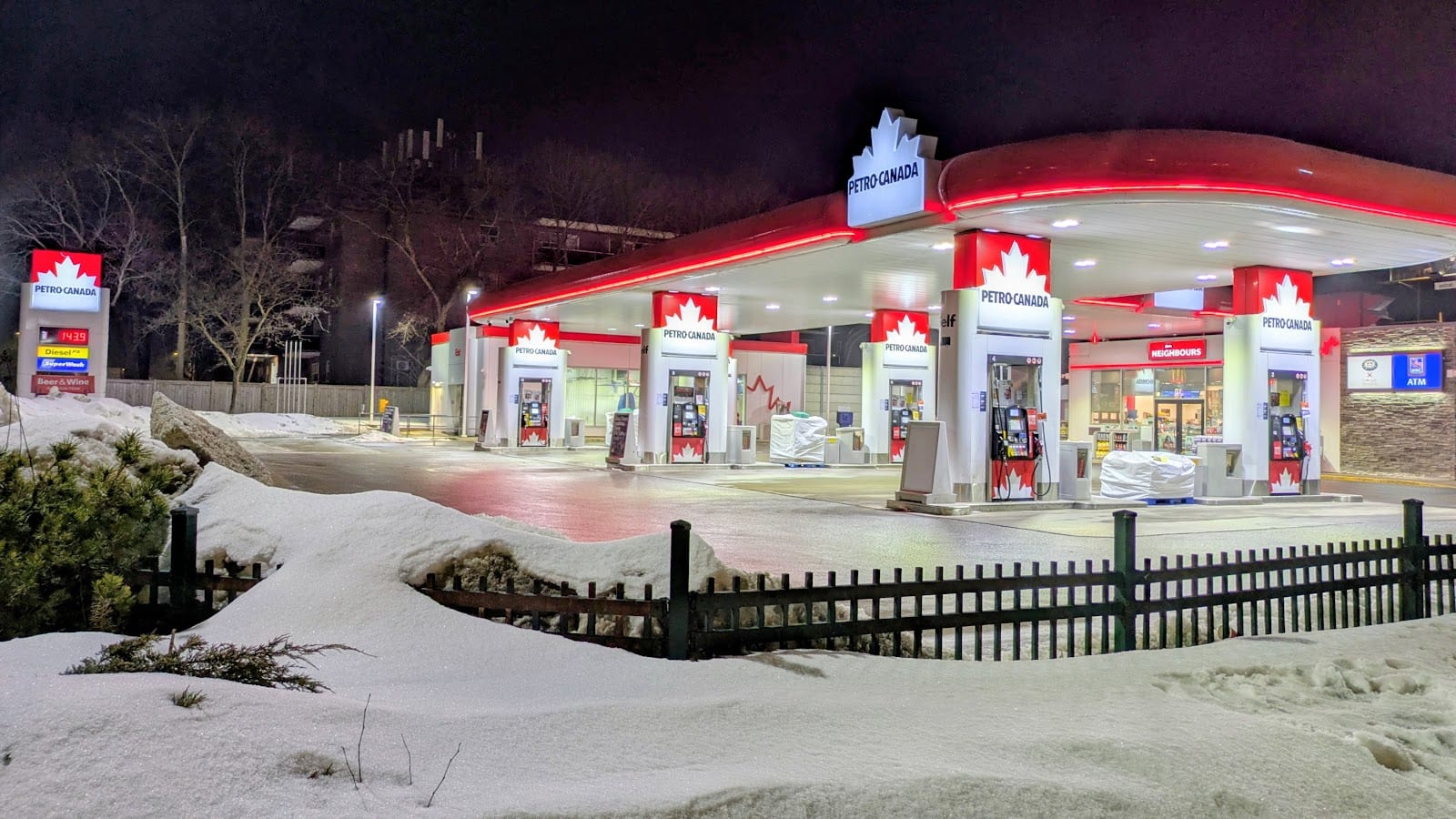 Petro-Canada & Car Wash