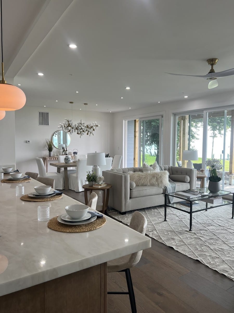 Wall to Wall Home Staging, photo 2