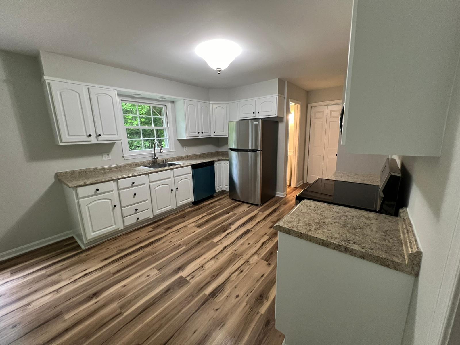 COLORS RENOVATION LLC, photo 2