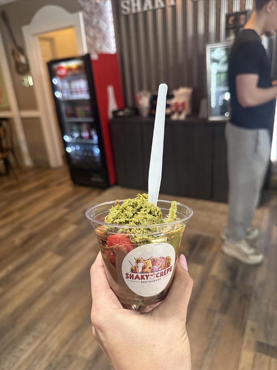 Shaky Crepe