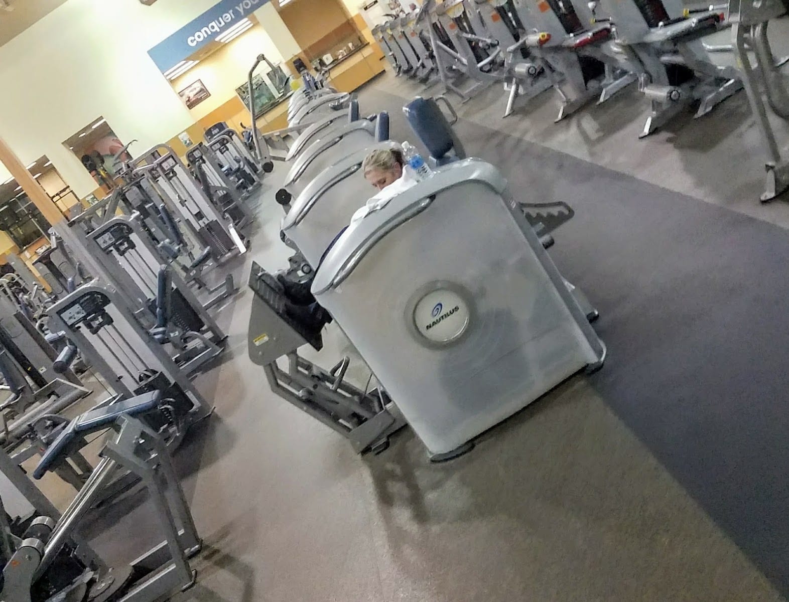 24 Hour Fitness, photo 2