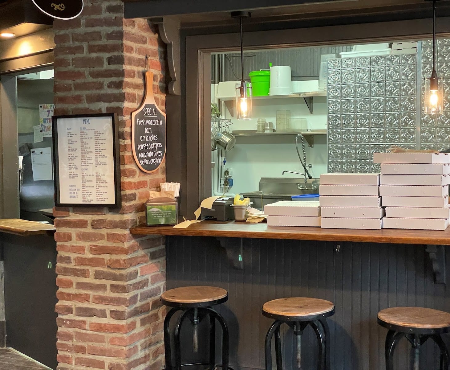 Spuntino Wood Fired Pizzeria