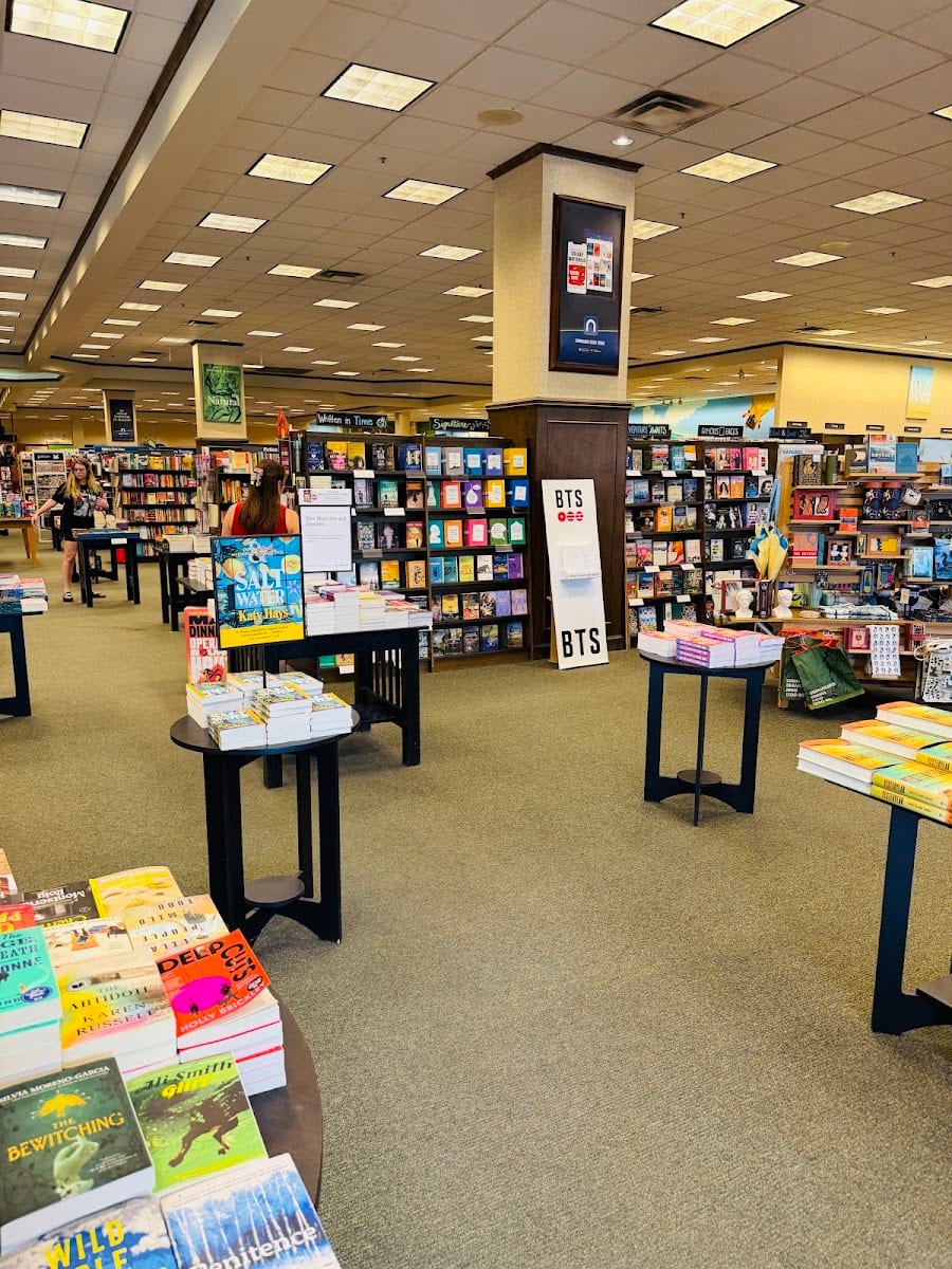 Barnes & Noble