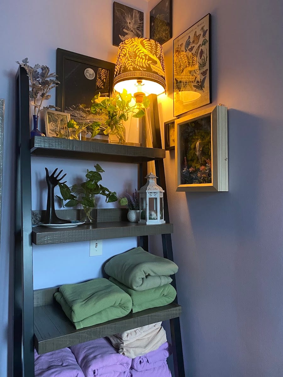 Full Moon Massage, photo 3