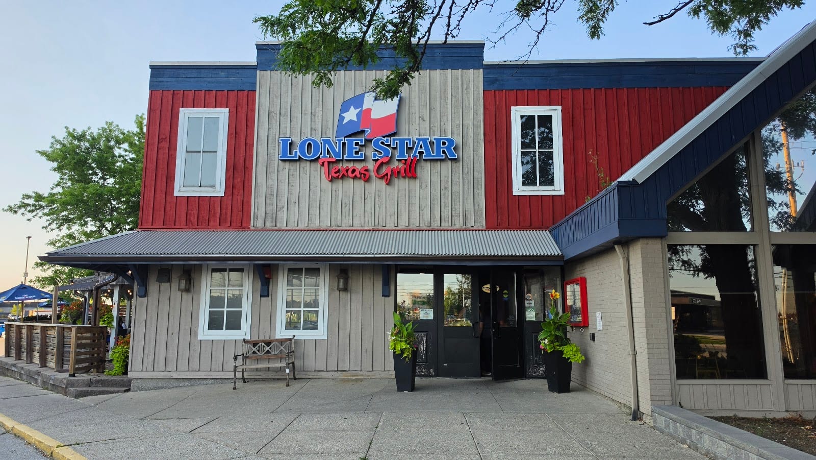 Lone Star Texas Grill, photo 2