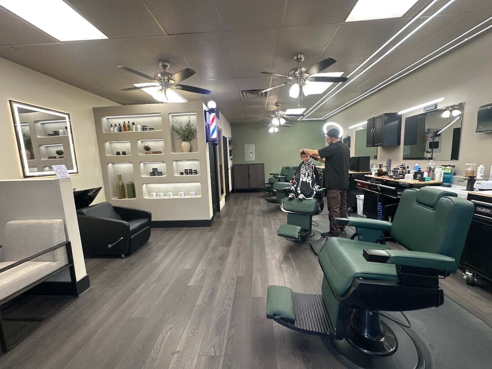 Blendz Barbershop, photo 2