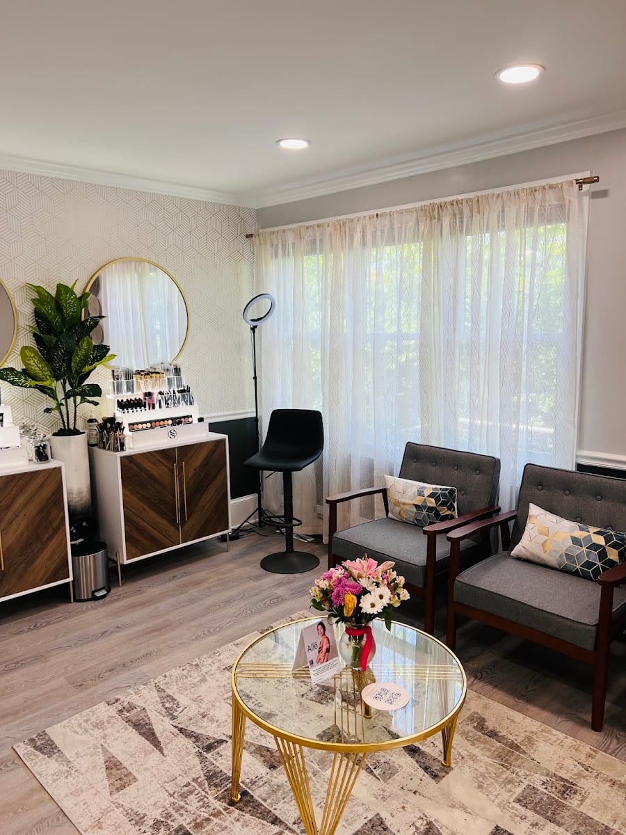 Smart Cosmetic and Skin Studio