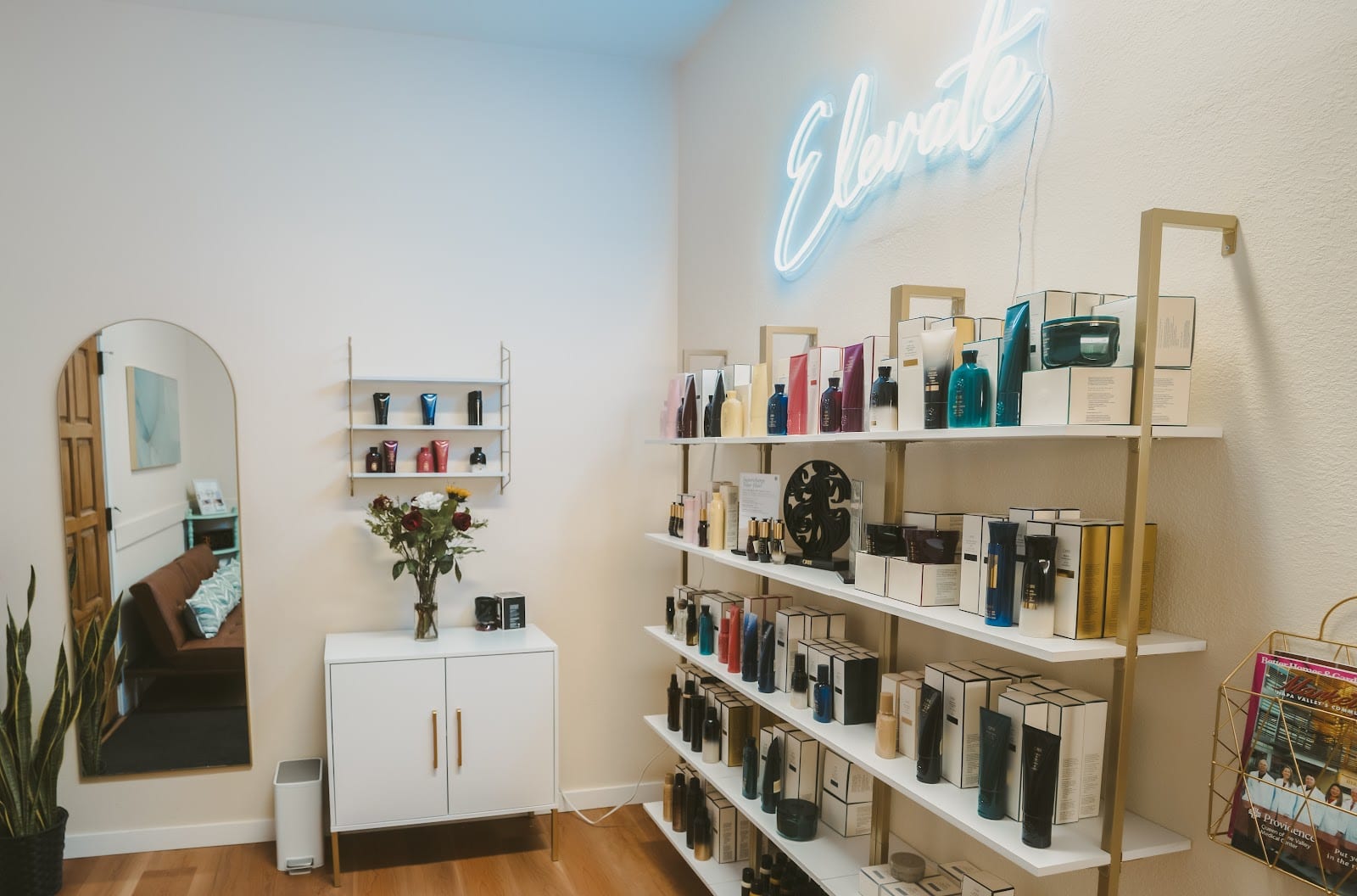 Elevate Salon Studios, photo 4