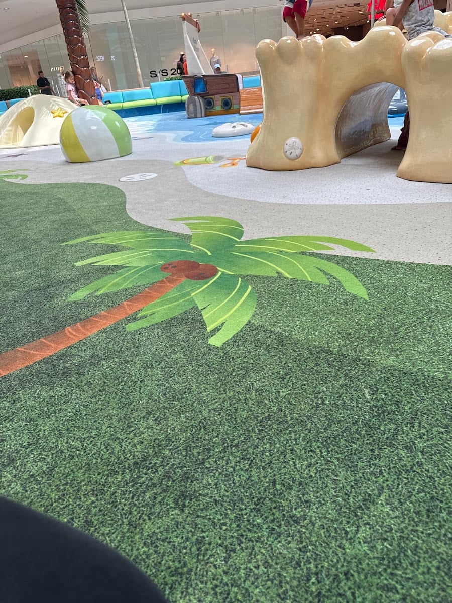 International Plaza Play Area