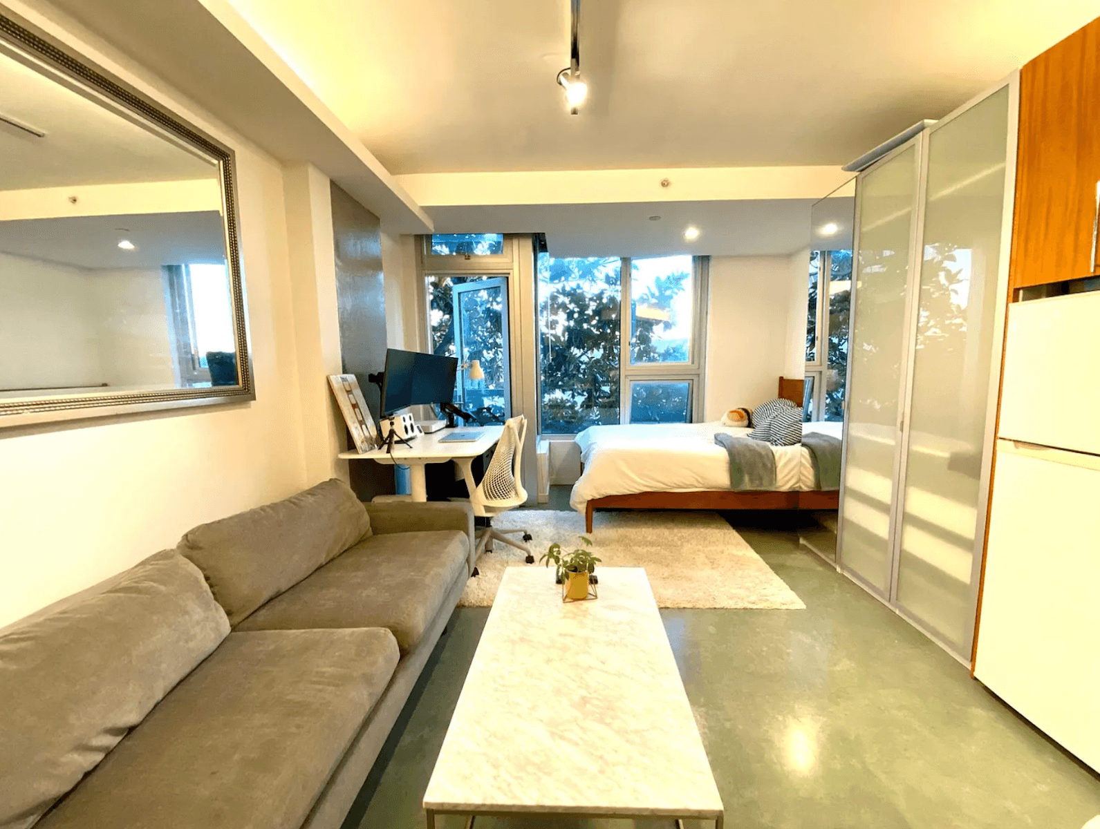 Omni Real Estate, photo 2